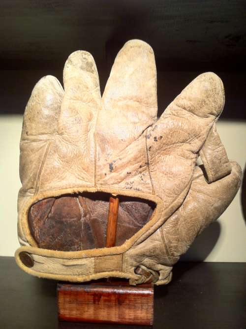 Spalding 1 Inch Web Light Back