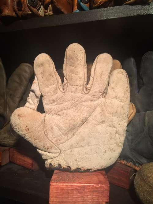 Spalding 1 Inch Web White Front