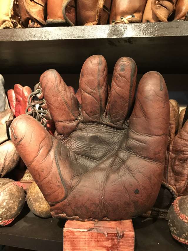 Spalding Knockout Grommet Web Front