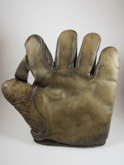 Spalding Professional 1 Inch Web Front