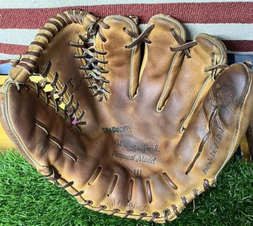 Whitey Ford Spalding 42-111 Personal Model Front