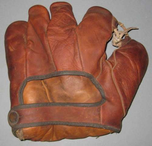 Stall & Dean 8049 Back