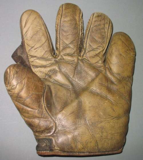 Stall & Dean Buckle Back Full Web Front