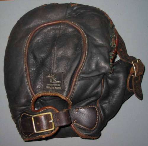 Stall & Dean Buckle Web Basemitt Back