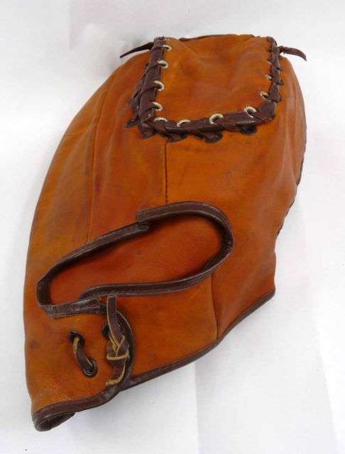 Trojan B752 Basemitt Back