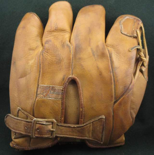 Adolfo Luque TruSport G600 Back