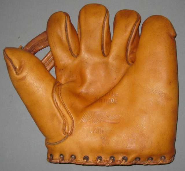 Bill Nicholson TruSport G750 Front