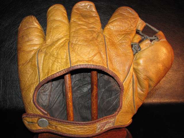 Cy Young TruSport Back