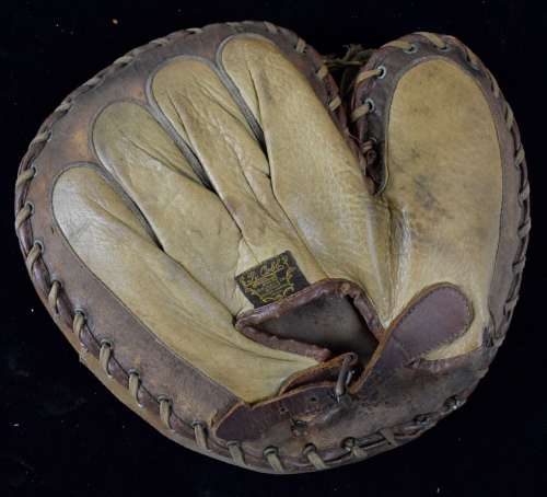 Ty Cobb Brand Catchers Mitt Back