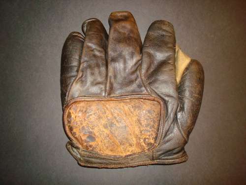 Victor Full Web Black Back