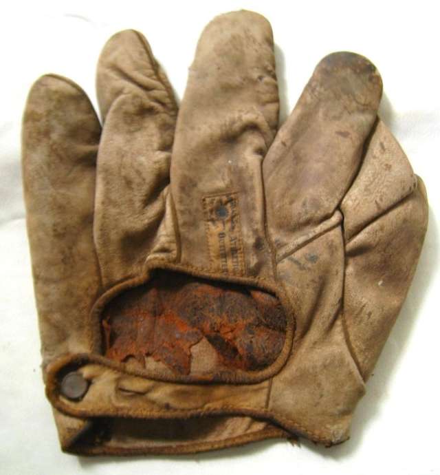 William Read & Sons Full Web Back