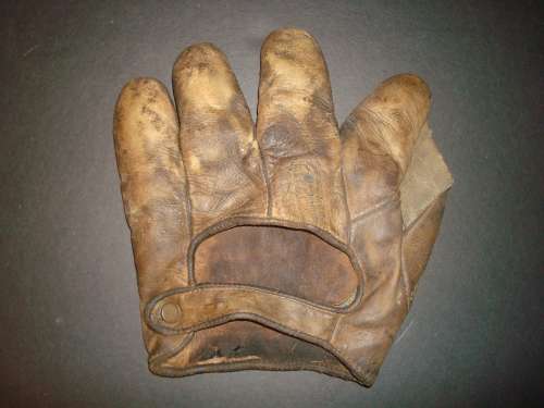 William Read & Sons Full Web Back