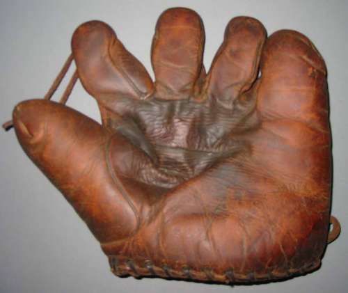 Rogers Hornsby Wilson 648 Front