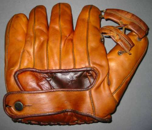 Wilson 616 Back