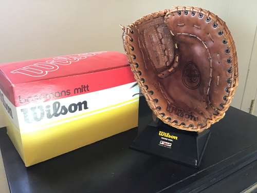 Wilson A2800 Basemitt Front