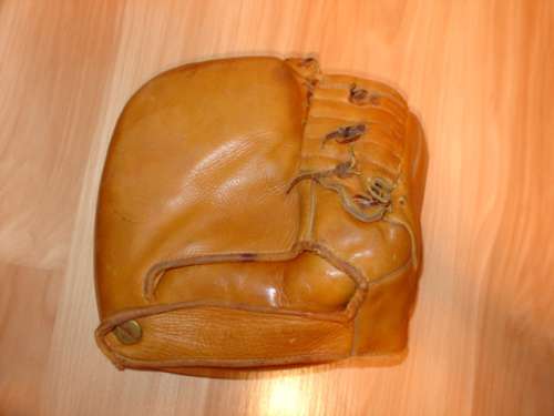 Wilson Basemitt Orange Back