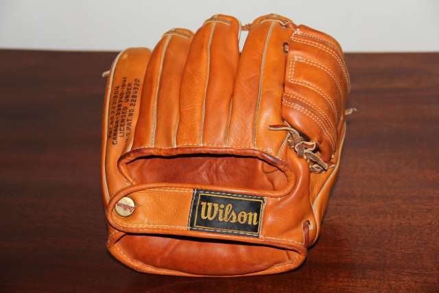 Billy Martin Wilson A2190 Back