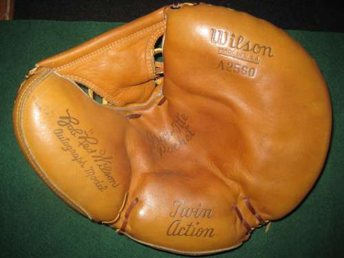 Bob Red Wilson Wilson A2560 Front