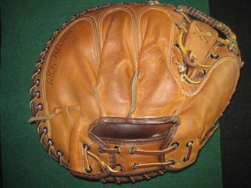 Charley Silvera Wilson A2554 Back