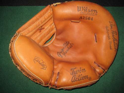 Don Pavletich Wilson A2564 Front