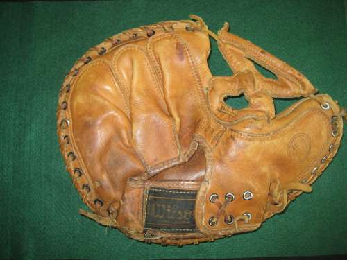 Paul Richards Wilson A2550 Back