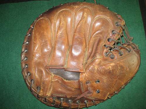 Ray Mueller Wilson A2556 Back