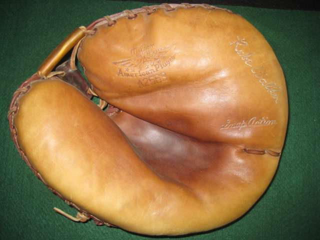Rube Walker Wilson A2563 American Player Front