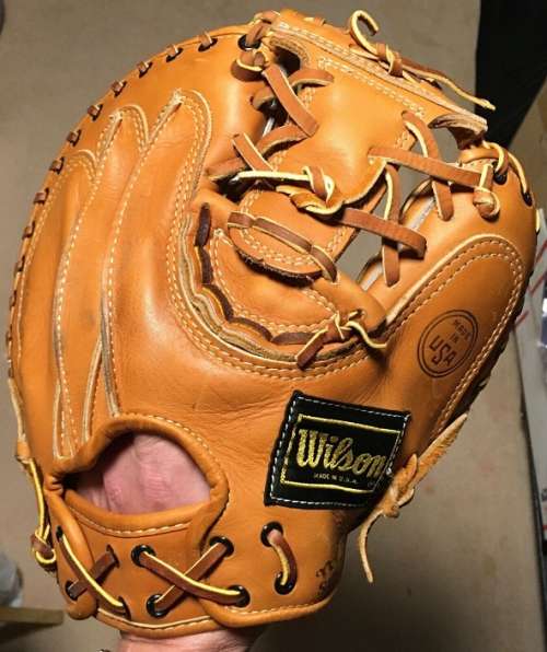 Wilson A2406 Catchers Mitt Back