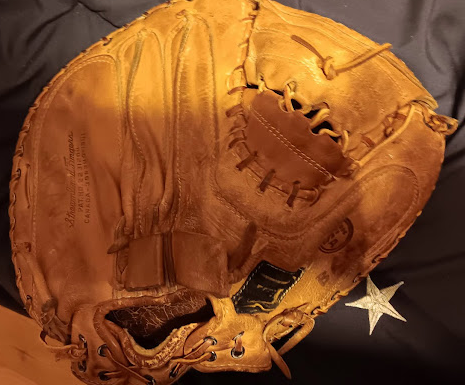 Wilson Knuckleball Catchers Mitt Back