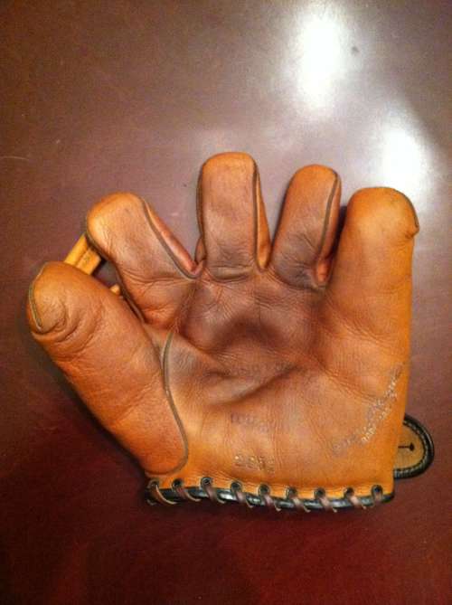 Enos Slaughter Wilson 2651 Front