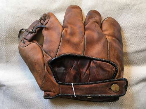 Frank Demaree Wilson 609 Back