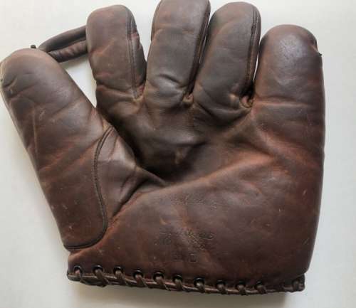 Harry Heilmann Wilson 670 Front