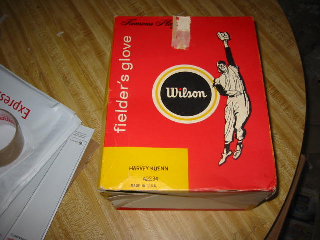 Harvey Kuenn Wilson A2234 Box