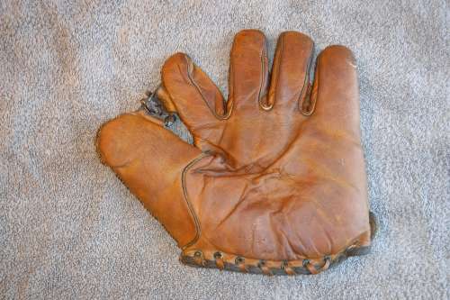 Heinie Schuble Wilson K337 Front