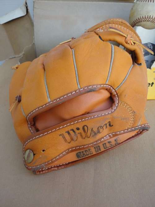 Luis Aparicio Wilson A2375 Back