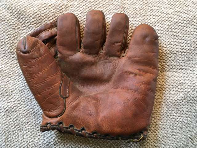 Luke Appling Wilson 654 Front