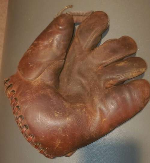 Rogers Hornsby Wilson 648 Front