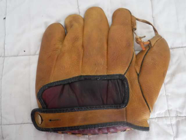 School Boy Rowe Wilson X629X Back