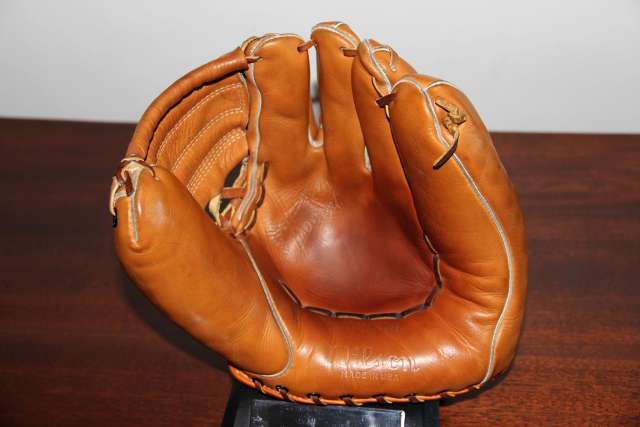 Ted Williams Wilson A2040 Front