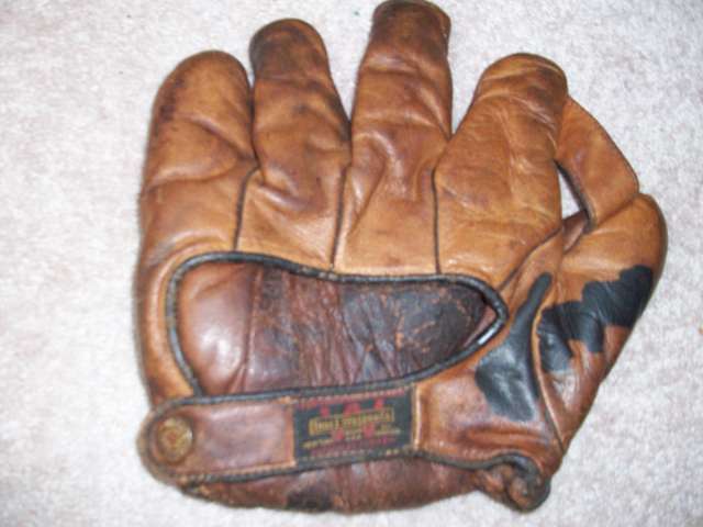 Thomas E. Wilson 601 Back