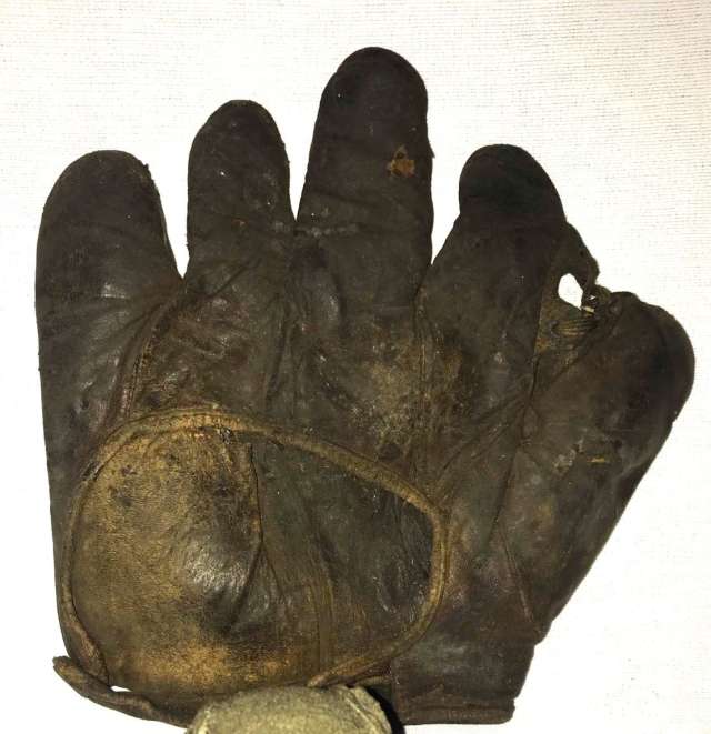 Thomas E. Wilson Grommet Web Back