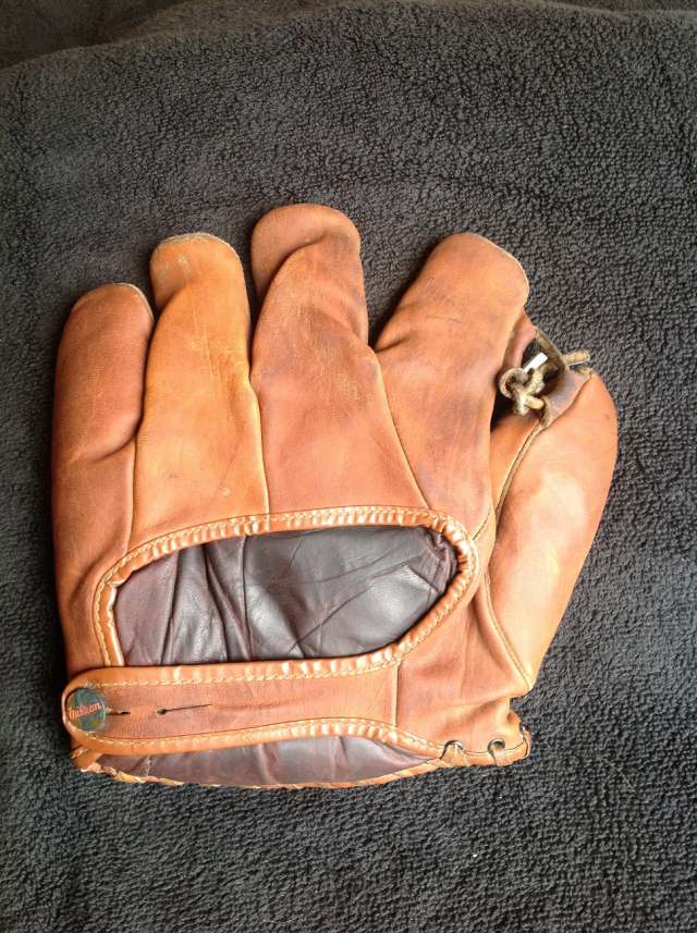 Topper Rigney Wilson Western 639 Back