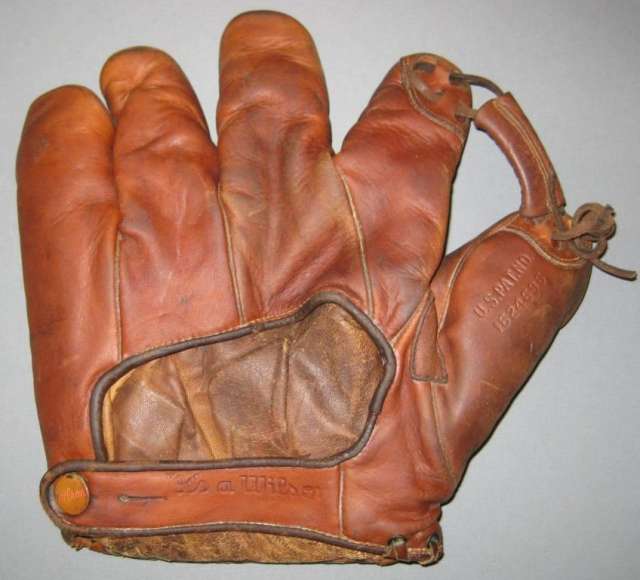 Travis Jackson Wilson Western 608 Back