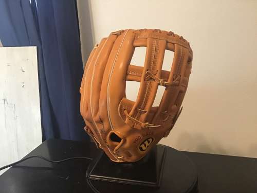 Wilson 1655 Back
