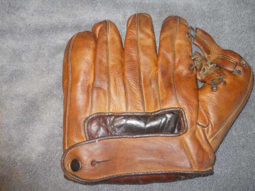 Wilson 616 Back