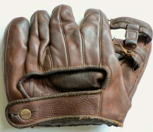 Wilson 625 Back