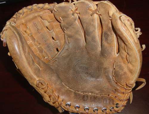 Wilson A2000 XL Front 