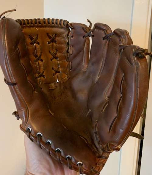 Wilson A2000 5 Front