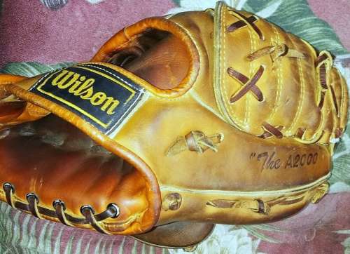 1959 Wilson A2000 Back