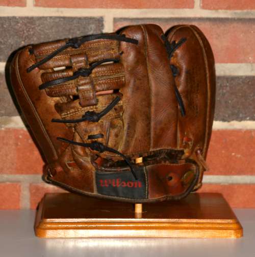 Wilson A2022 Back